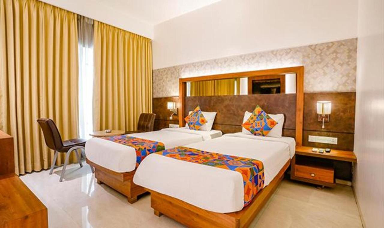 Srikrishna Paradise Hotel Thane Navi Mumbai Kültér fotó
